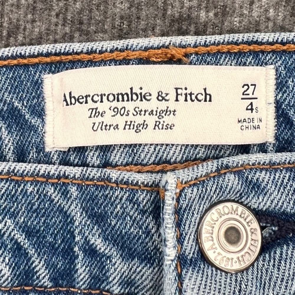 Abercrombie & Fitch The 90s Straight Crop Ultra High Rise Light Wash Jeans 27 4S - Picture 5 of 13